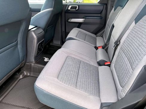 Used 2021 Ford Bronco Outer Banks image 14