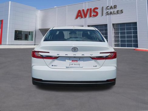 Used 2025 Toyota Camry LE FWD image 7