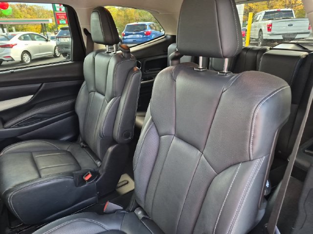 Used 2020 Subaru Ascent Limited w/ Technology Package AWD/4WD image 19
