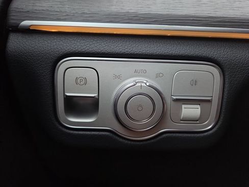 New 2026 Mercedes-Benz GLS 450 4MATIC image 23