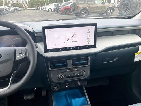 New 2025 Ford Maverick XLT w/ XLT Luxury Package image 7