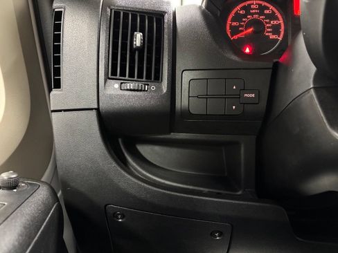 Used 2021 RAM ProMaster 2500 FWD image 17