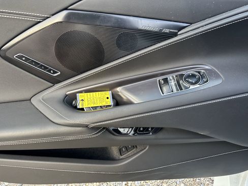 Used 2024 Chevrolet Corvette Stingray Preferred Cpe w/ Z51 Performance Package image 16