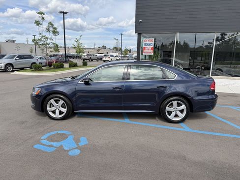 Used 2012 Volkswagen Passat 2.5 SE FWD image 8