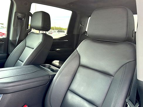 Used 2025 GMC Sierra 1500 Elevation w/ Elevation Premium Package image 14