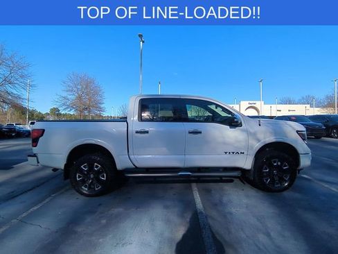 Used 2021 Nissan Titan Platinum Reserve w/ Moonroof Package image 6