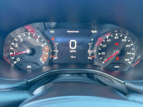 New 2026 Jeep Compass Latitude image 19