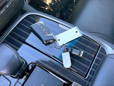 Used 2019 Lexus LS 500 image 13