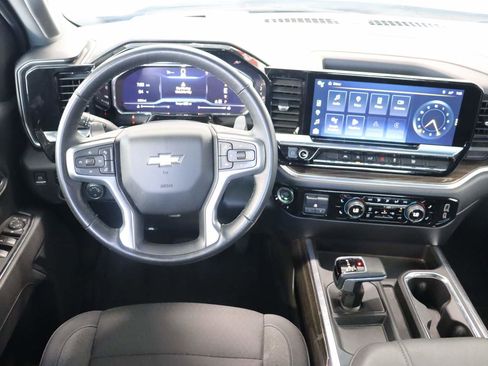 Certified 2025 Chevrolet Silverado 1500 LT w/ LPO, Dark Essentials Package AWD/4WD image 11
