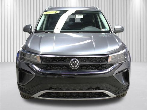 Used 2024 Volkswagen Taos SE AWD/4WD image 41