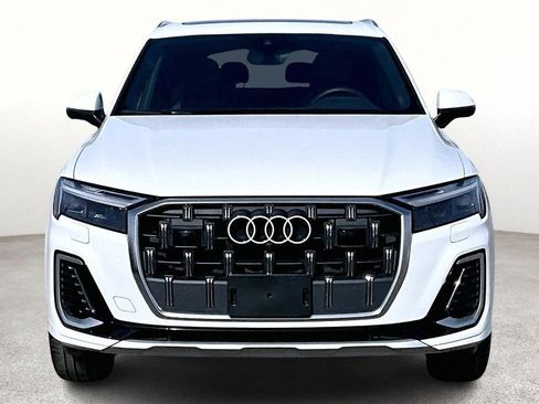 Used 2025 Audi Q7 3.0T Premium Plus image 5