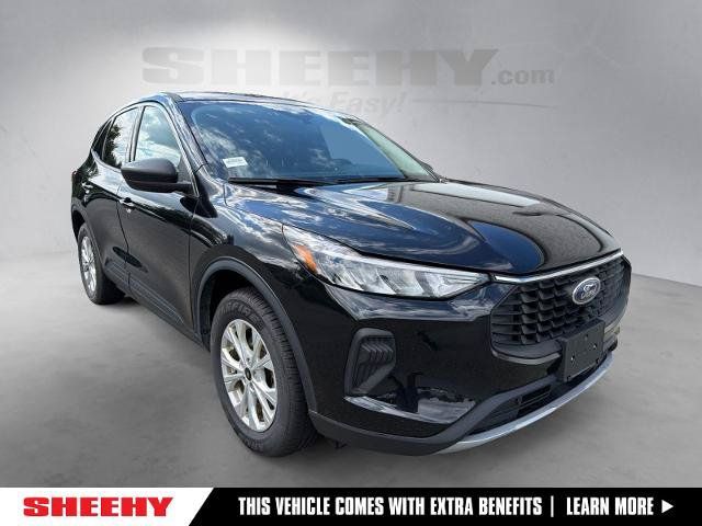 Certified 2024 Ford Escape Active AWD/4WD image 1
