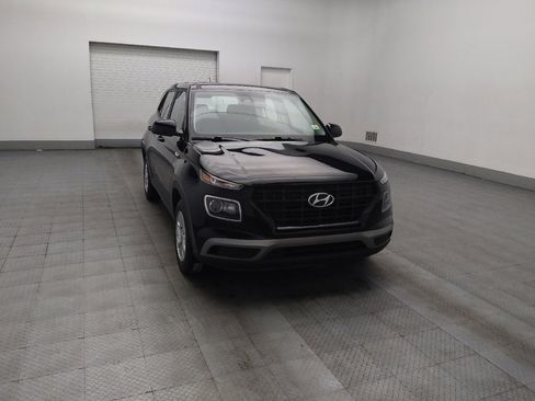 Used 2024 Hyundai Venue SE image 13