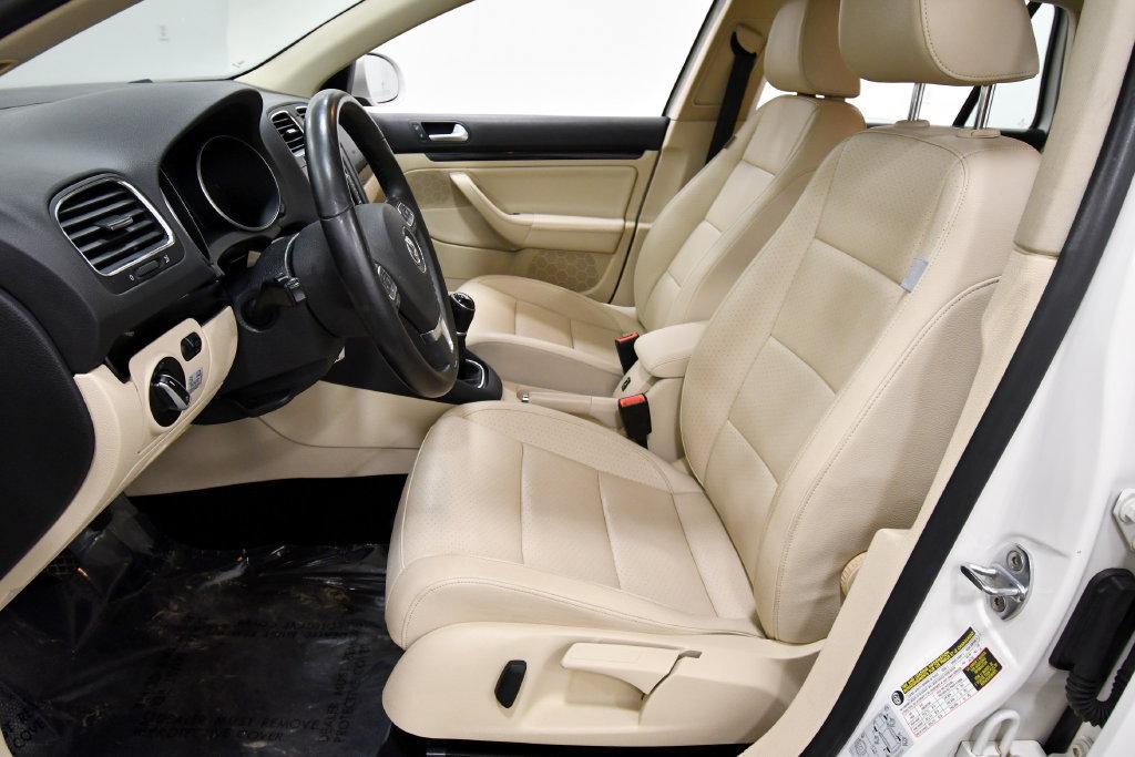 Used 2013 Volkswagen Jetta TDI FWD image 14