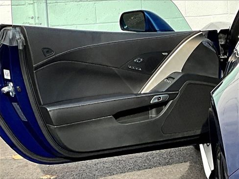 Used 2016 Chevrolet Corvette Z06 w/ 2LZ Preferred Equipment Group image 28