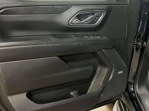 Used 2023 Chevrolet Tahoe RST w/ Luxury Package AWD/4WD image 13
