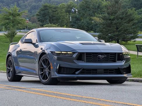 Used 2024 Ford Mustang Dark Horse RWD image 1