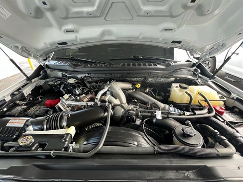 Used 2024 Ford F450 XLT image 30