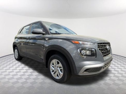 New 2026 Hyundai Venue SE FWD image 3