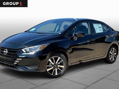 New 2025 Nissan Versa SV w/ Trunk Package