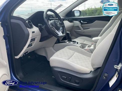 Used 2022 Nissan Rogue Sport SV AWD/4WD image 4