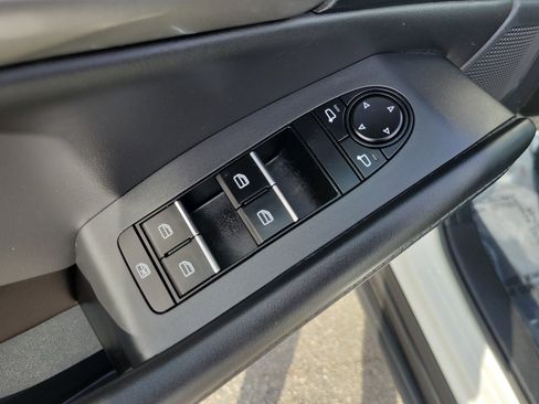 Used 2021 MAZDA CX-30 FWD 2.5 S w/ Select Package image 24