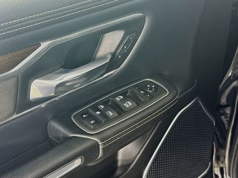 Used 2022 RAM 1500 Laramie AWD/4WD image 21