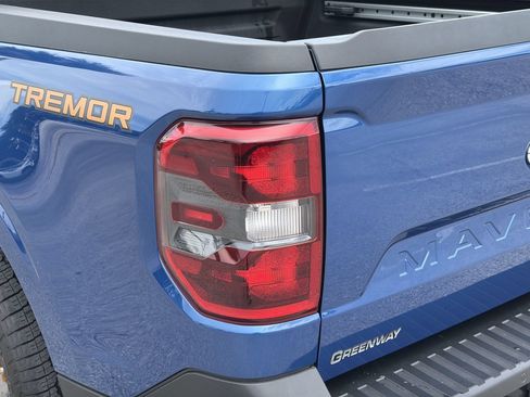 Certified 2024 Ford Maverick Tremor w/ Tremor Off-Road Package AWD/4WD image 7