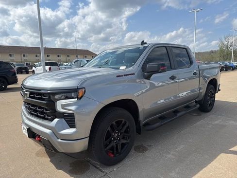 Used 2024 Chevrolet Silverado 1500 RST w/ Redline Edition AWD/4WD image 10
