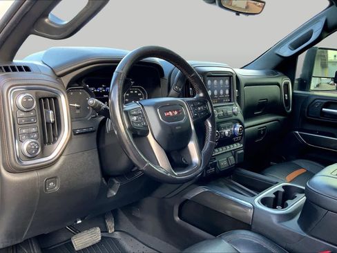Used 2022 GMC Sierra 2500 AT4 w/ AT4 Premium Plus Package AWD/4WD image 18