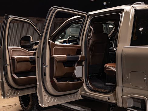 Used 2026 Ford F250 King Ranch w/ Chrome Package image 29