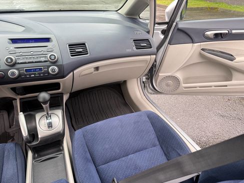 Used 2007 Honda Civic Hybrid Sedan image 41