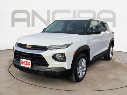 Used 2023 Chevrolet TrailBlazer LS image 9