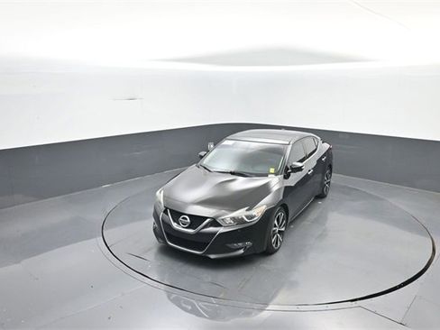 Used 2018 Nissan Maxima Platinum image 20