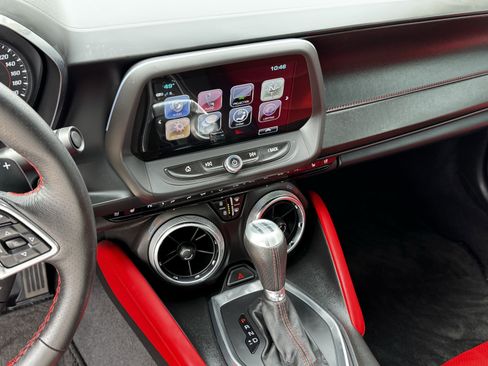 Used 2017 Chevrolet Camaro SS w/ LPO, Ground Effects Package image 18