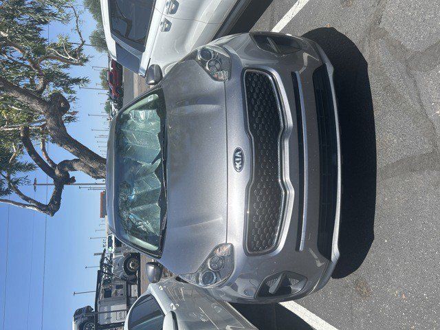 Used 2017 Kia Sportage LX FWD image 3