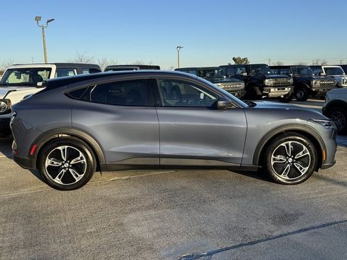 Used 2021 Ford Mustang Mach-E Select w/ Comfort/Appearance Package image 7