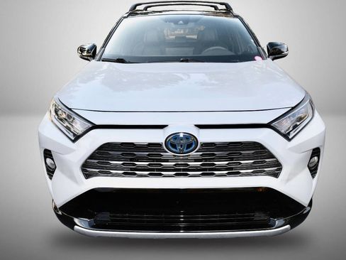 Used 2020 Toyota RAV4 XSE w/ XSE Grade Weather Package image 10
