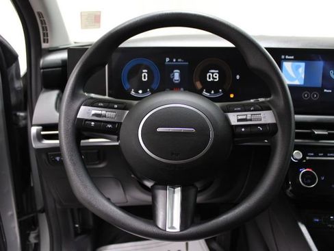 Used 2025 Hyundai Tucson SEL FWD image 36
