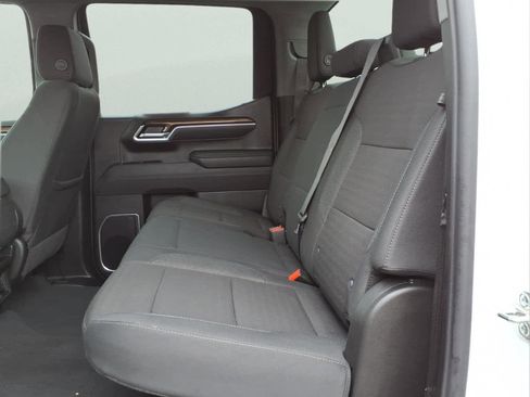 Used 2026 Chevrolet Silverado 1500 LT image 28