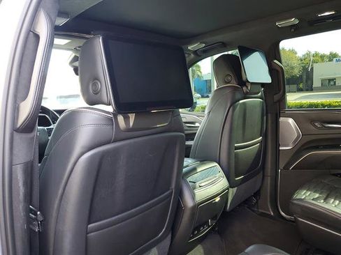 Used 2021 Cadillac Escalade Sport Platinum w/ LPO, ONYX Package image 36