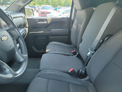 Used 2024 Chevrolet Silverado 1500 Custom RWD image 9