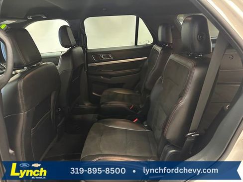 Used 2019 Ford Explorer XLT w/ Equipment Group 202A image 20