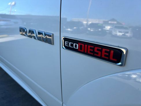 Used 2016 RAM 1500 Laramie w/ Convenience Group image 10