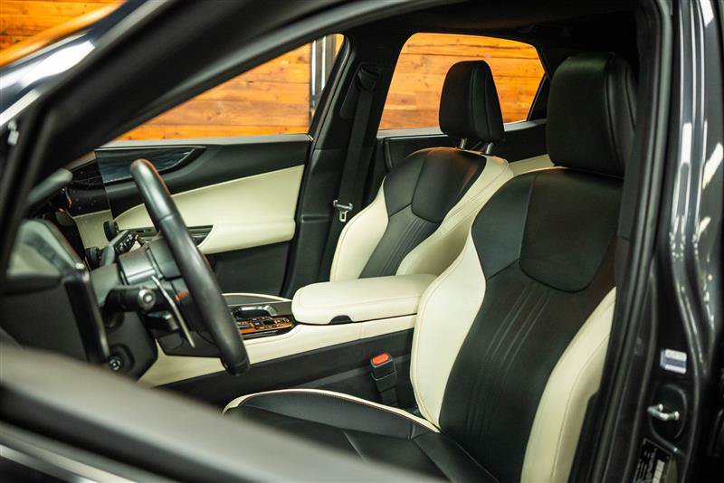 Used 2024 Lexus NX 350 AWD image 10