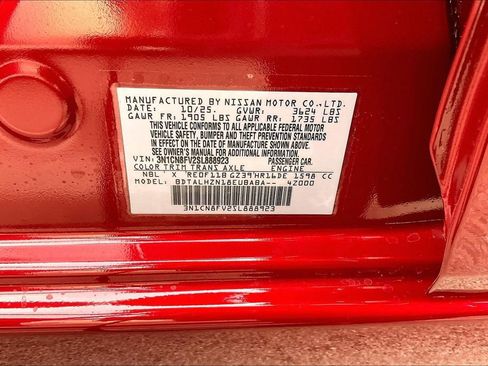 New 2025 Nissan Versa SR w/ Trunk Package image 19