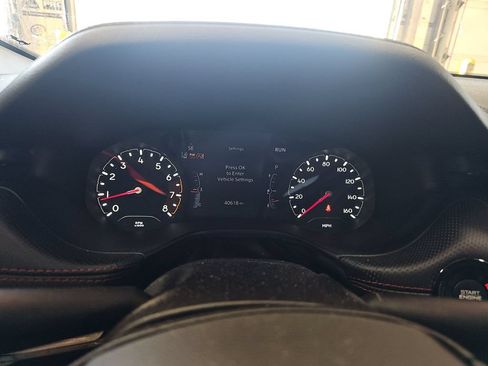 Used 2022 Jeep Compass Trailhawk w/ Trailhawk Convenience Group AWD/4WD image 2