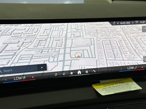 Used 2025 BMW X3 xDrive30i w/ Convenience Package image 22