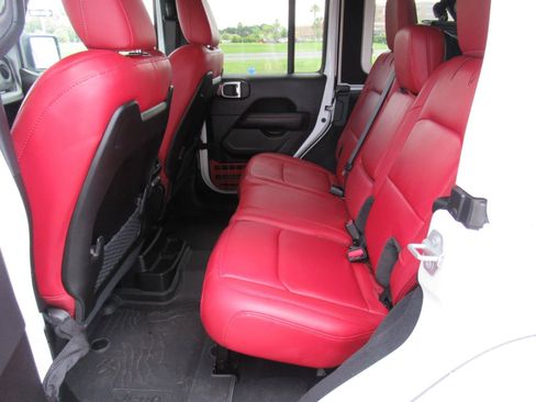 Used 2024 Jeep Wrangler Unlimited Rubicon 392 AWD/4WD image 39