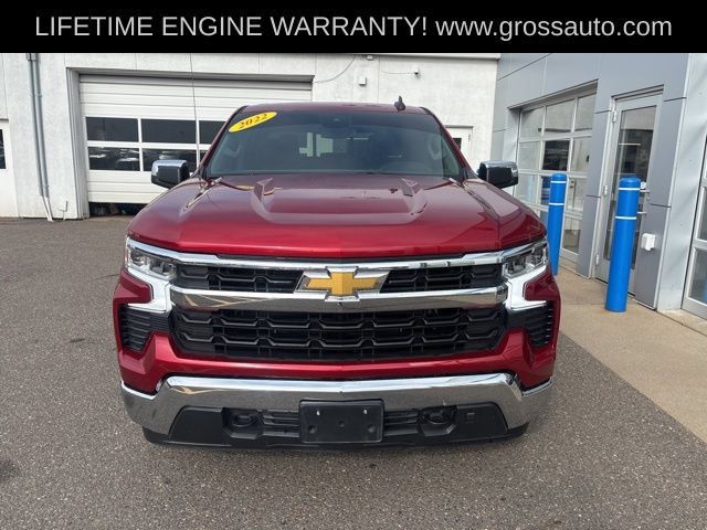 Used 2022 Chevrolet Silverado 1500 LT w/ Leather Package AWD/4WD image 3